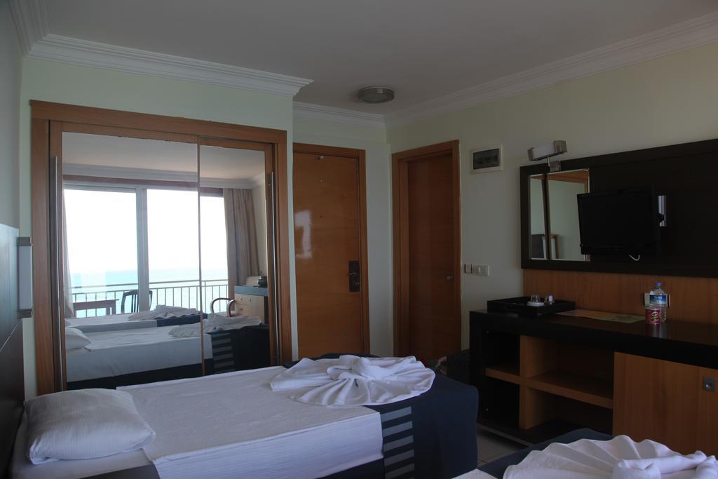 Yali Hotel Sidé Chambre photo