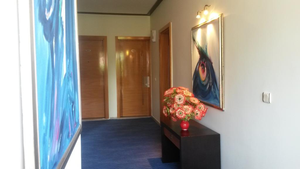 Yali Hotel Sidé Extérieur photo