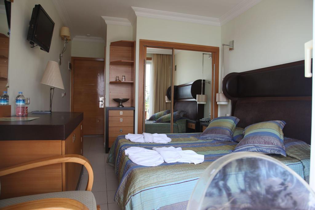 Yali Hotel Sidé Extérieur photo